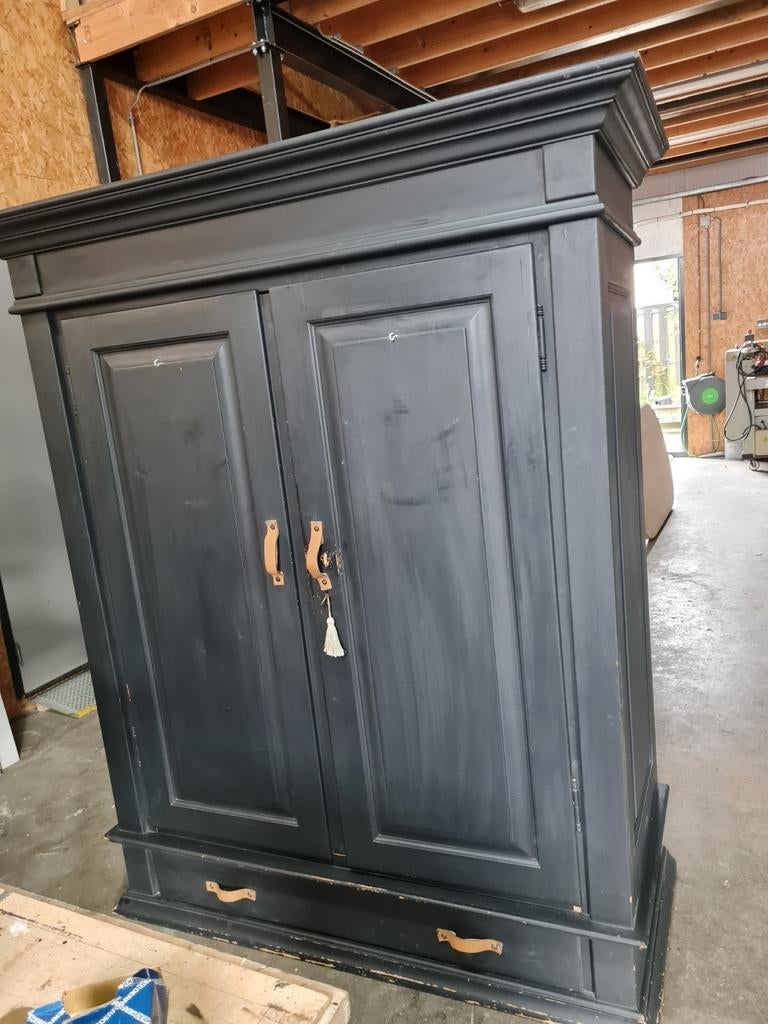 Zwarte computer/kledingkast met lades en planken, Ophalen, Gebruikt, 100 tot 150 cm, 150 tot 200 cm