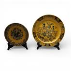 Twee Jopie Huisman (1922-2000) koud beschilderde schotels, Ophalen of Verzenden