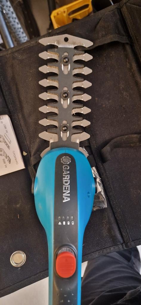 Gardena Classic Accu Struikschaar - Zo goed als nieuw, Tuin en Terras, Ophalen of Verzenden, Zo goed als nieuw, Accu, Gardena