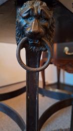 Gietijzeren tafeltje met marmeren blad, Huis en Inrichting, Tafels | Bijzettafels, Ophalen, Klassiek, Vierkant, 55 tot 75 cm