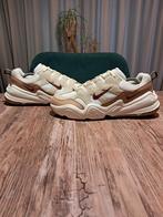 Nike Tech Hera 'Hemp Brown' Size 44, Wit, Nike, Ophalen of Verzenden, Sneakers of Gympen