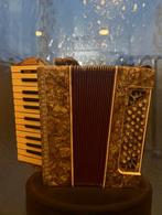 2 accordeon’s tekoop, Muziek en Instrumenten, Accordeons, Ophalen of Verzenden, Gebruikt, Overige merken, Met riemen