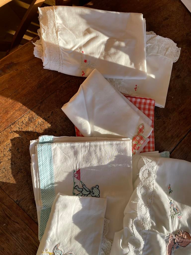 Retro vintage babylakentjes met sloop, 5 sets, Ophalen of Verzenden, Gebruikt, 100 cm of meer, Overige typen