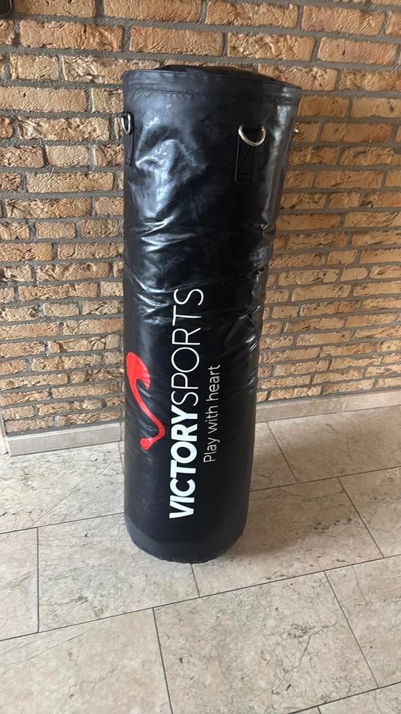 boksbal + bokshandschoenen, Sport en Fitness, Ophalen of Verzenden, Zo goed als nieuw, Boksbal