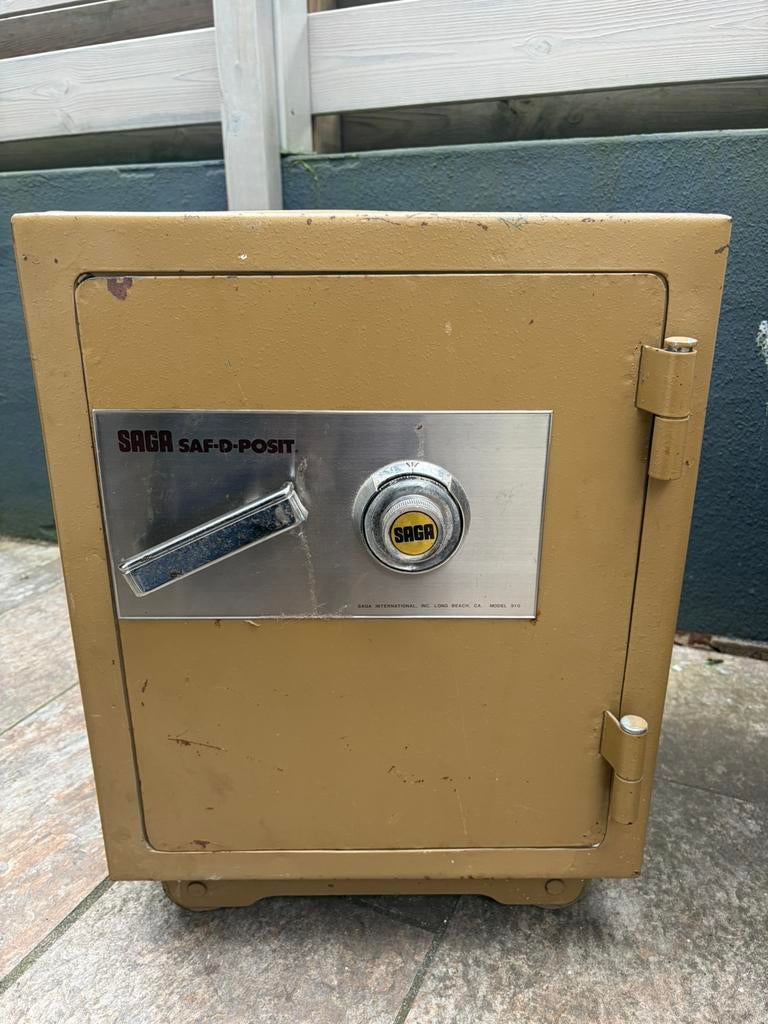 Inbraakwerende en brandwerende Vingage Saga kluis, Huis en Inrichting, Brandblussers en Brandkasten, Ophalen, Gebruikt, Brandkast