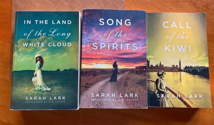 Sarah Lark boeken: In the Land of the Long White Cloud e.a., Ophalen, Gelezen, Wereld overig