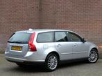 Volvo V50 2.0 Sport Navi / Elektrische stoel / High performa, Stof, Gebruikt, Zwart, 1283 kg