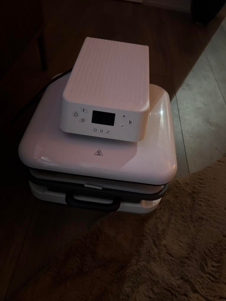 Loklik Automatische Kleding Pers - druksensor defect, Witgoed en Apparatuur, Strijkijzers en Strijkplanken, Zo goed als nieuw