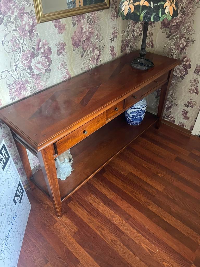 Mooie grote klassieke sidetable, Huis en Inrichting, Tafels | Sidetables, Ophalen, Klassiek, Zo goed als nieuw, 25 tot 50 cm