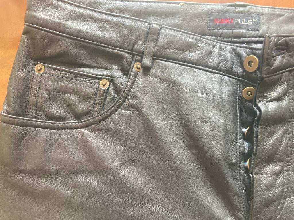 Nieuw staat leren jeans mt 33 €35,00 incl verz postnl, Verzenden, Zo goed als nieuw, Zwart, W33 - W34 (confectie 48/50)