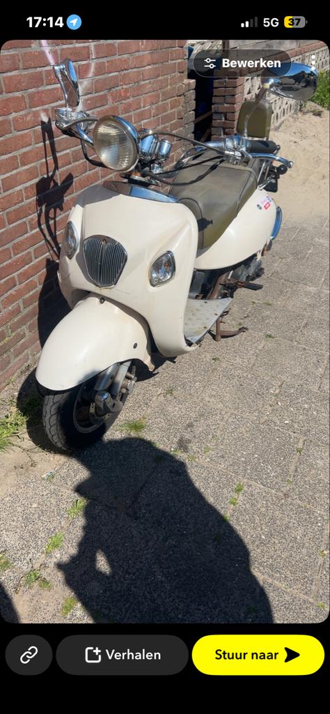 Znen Scooter - Loopt 60-65 km/u, schade, nieuwe accu nodig, Ophalen, Gebruikt, Benzine, Overige merken