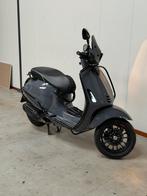 Vespa Sprint 2019! Custom Nano Grey ! Brom !, Ophalen of Verzenden, Zo goed als nieuw, Overige modellen