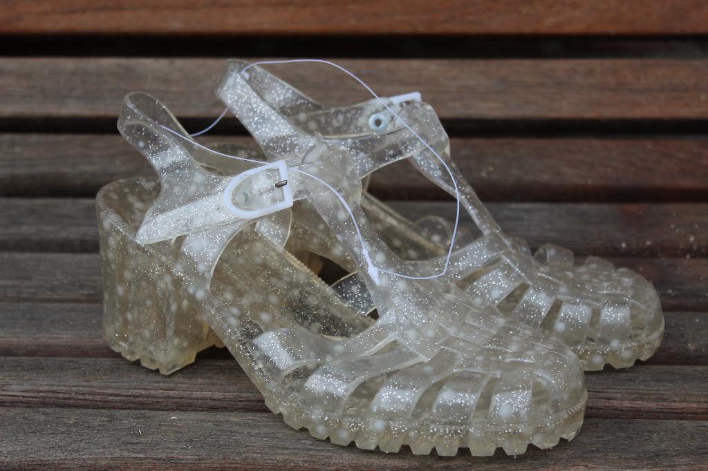 damessandaal - 40 paar Retro Dames schoenen, Kleding | Dames, Ophalen, Retro Jelly Shoes, Overige kleuren, Nieuw