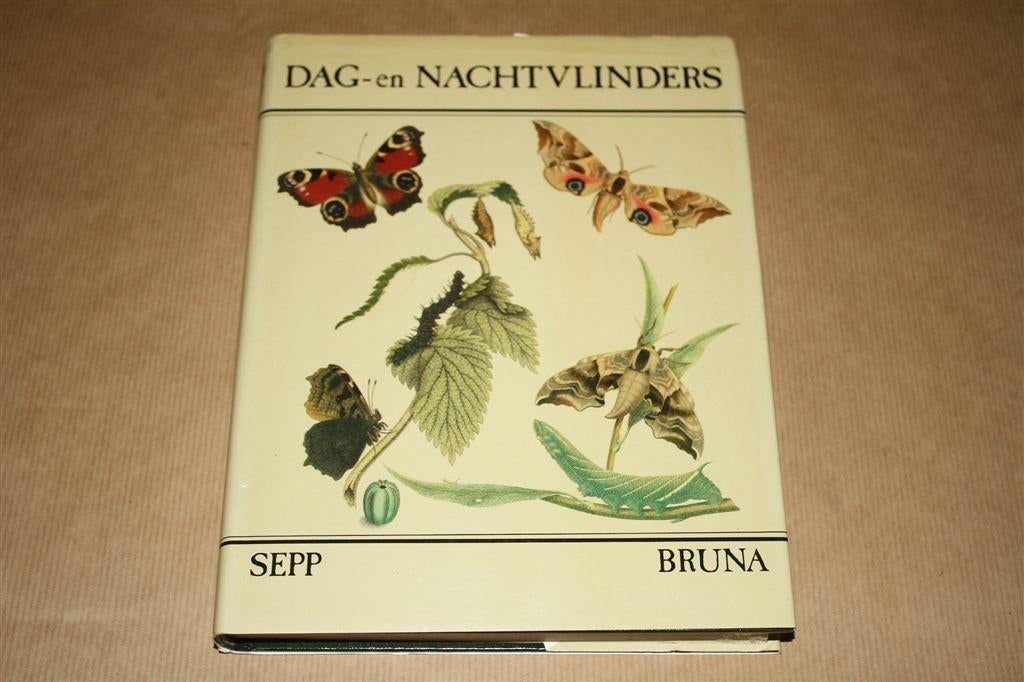 Dag- en Nachtvlinders - Sepp, Boeken, Ophalen of Verzenden, Zo goed als nieuw, Honden
