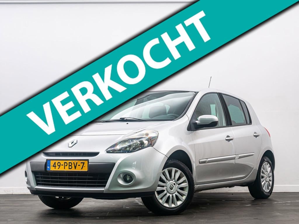 Renault Clio 1.2 Collection 5-Deurs/Airco/Cruise/Isofix, Auto's, Renault, Voorwielaandrijving, Gebruikt, Zwart, 49 €/maand