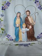 321 Beeld Heilige Familie - porselein, Ophalen of Verzenden, Zo goed als nieuw, Beeld(je), Christendom | Katholiek