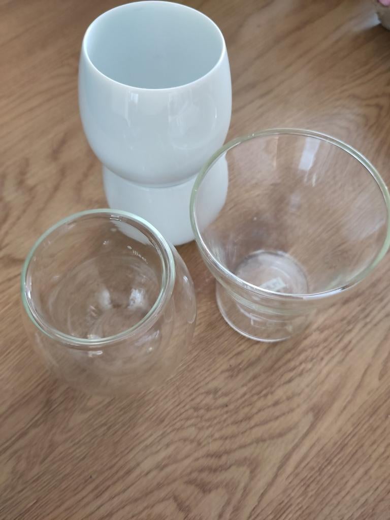 2 Bodum espresso kopjes en 2 dubbelwandige glazen, Overige kleuren, Ophalen of Verzenden, Minder dan 50 cm, Glas