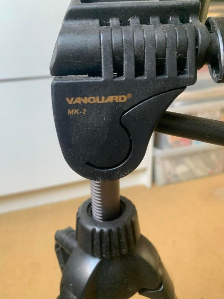 Drietal statieven: 2 licht, 1 zwaar - Weinig gebruikt, Ophalen, Zo goed als nieuw, Driepoot