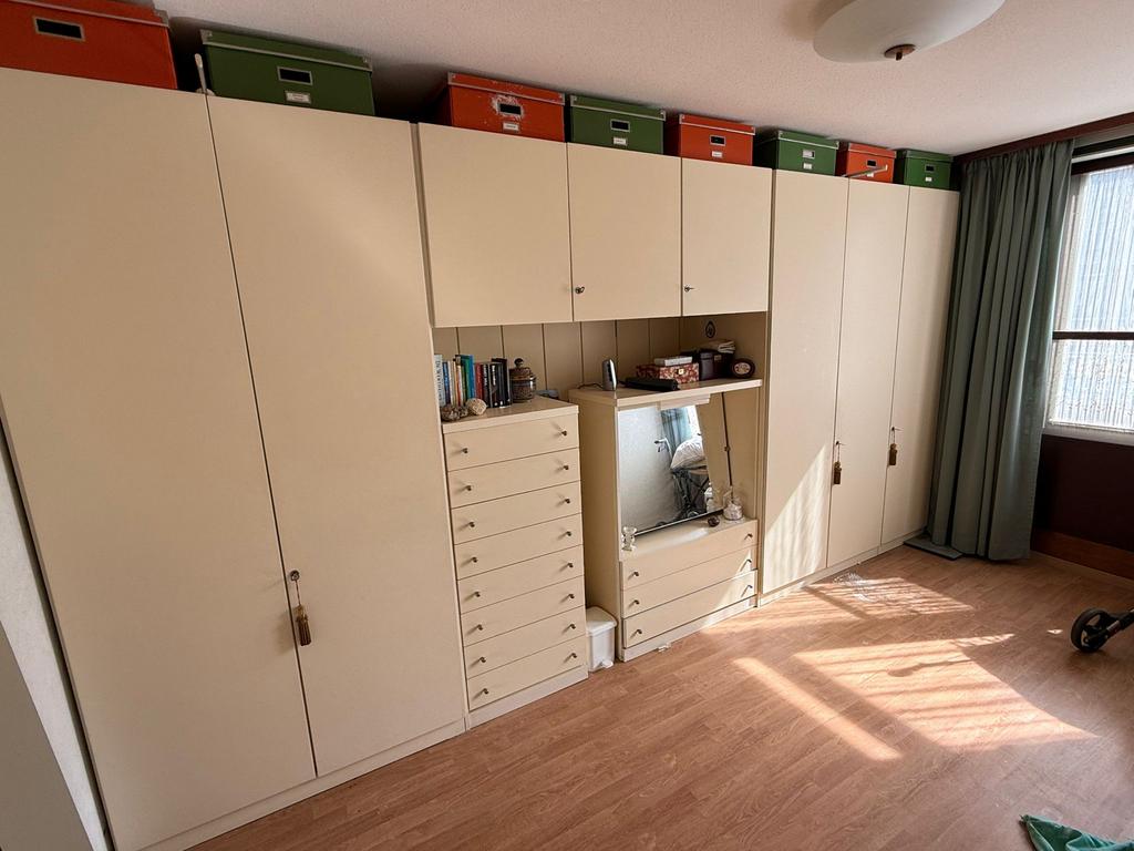 Slaapkamer bedombouw met ladekast en spiegelkast, Gebruikt, 200 cm of meer, Ophalen of Verzenden, Met lade(s)