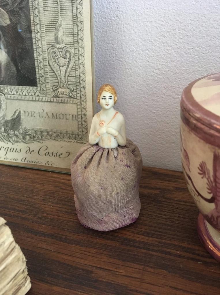 Elegante Franse halfdoll met biscuit lijfje!, Antiek en Kunst, Ophalen of Verzenden