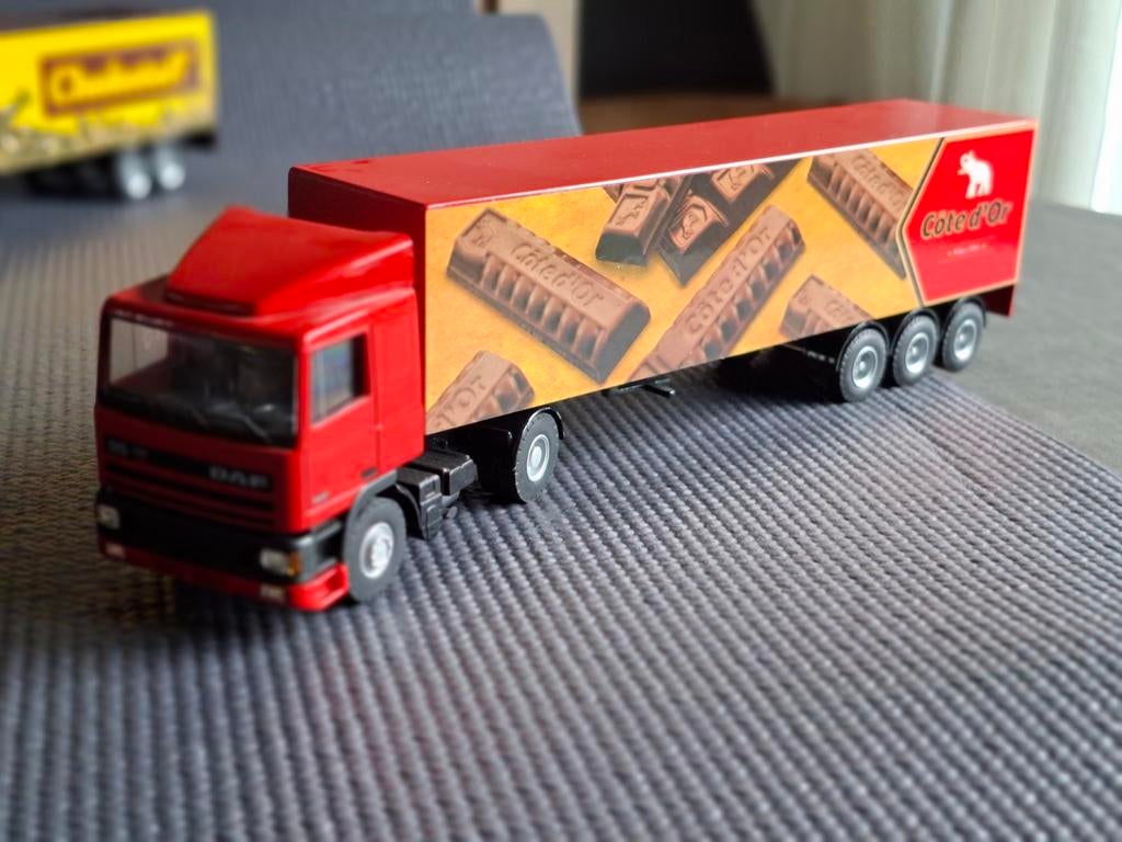 Daf truck met oplegger van Lion Cars, Ophalen of Verzenden, Zo goed als nieuw, Bus of Vrachtwagen, Lion Toys