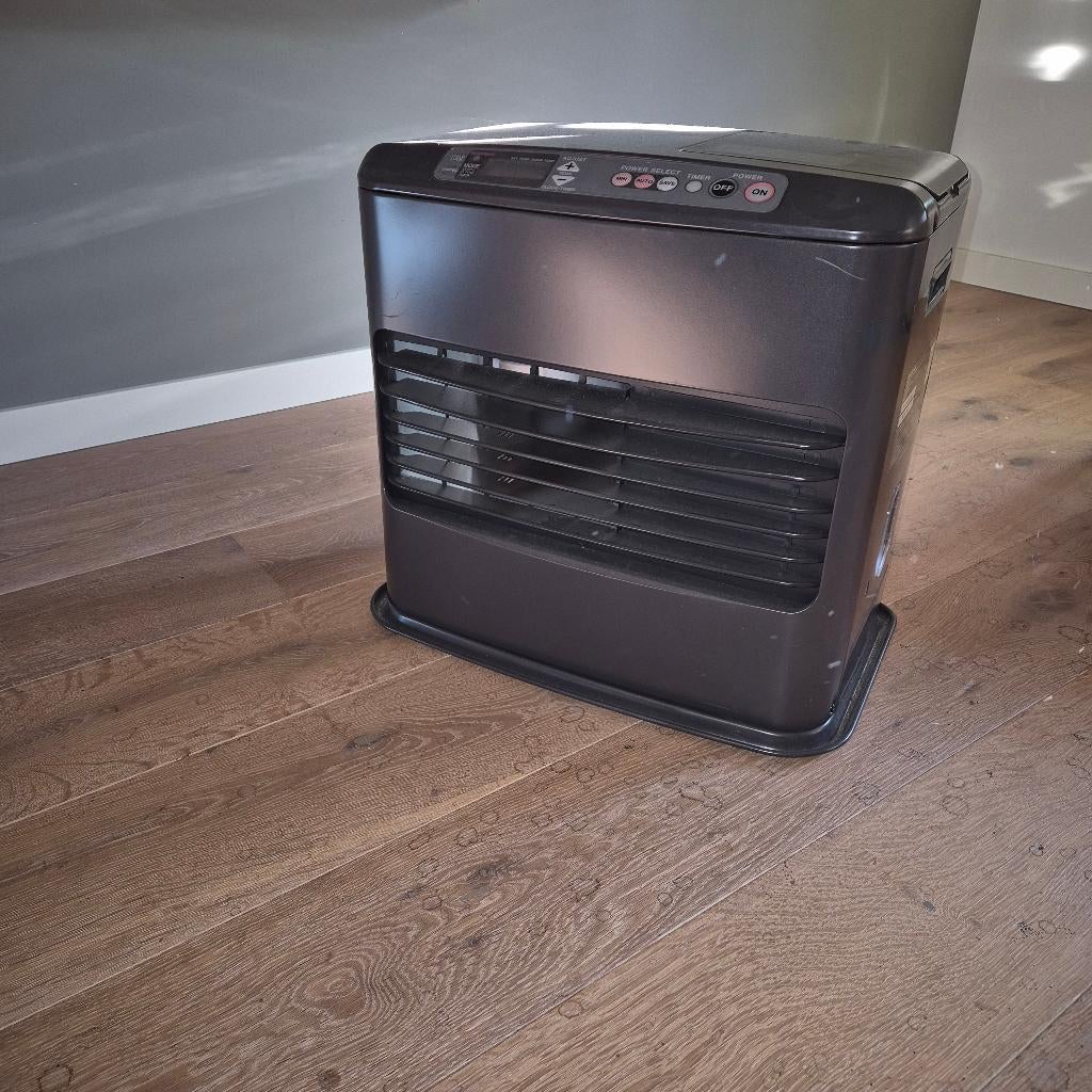 Pertroleum laserkachel, Huis en Inrichting, Kachels, Ophalen, Overige brandstoffen, Zo goed als nieuw, Vrijstaand