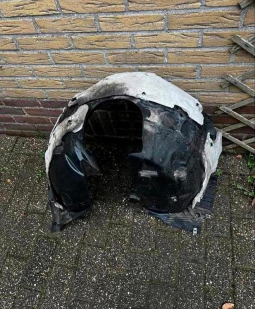 Modderkuip Opel Corsa F links, Ophalen of Verzenden, Gebruikt, Opel