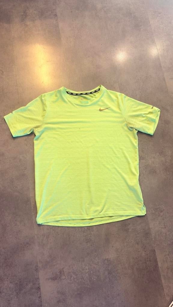 Nike Dri-FIT hardloopshirt - Neon Groen, Ophalen of Verzenden, Nieuw, Maat 48/50 (M), Groen