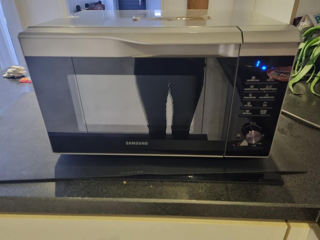 Defecte Samsung smart combimagnetron, Ophalen, Combimagnetron, Grill, Zo goed als nieuw