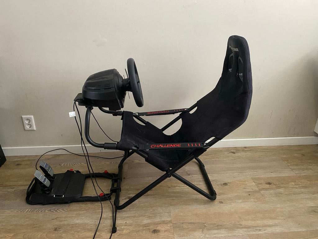 Playseat Challenge met Thrustmaster T300 racestuur, Ophalen, Gebruikt, 1 speler, Racen en Vliegen
