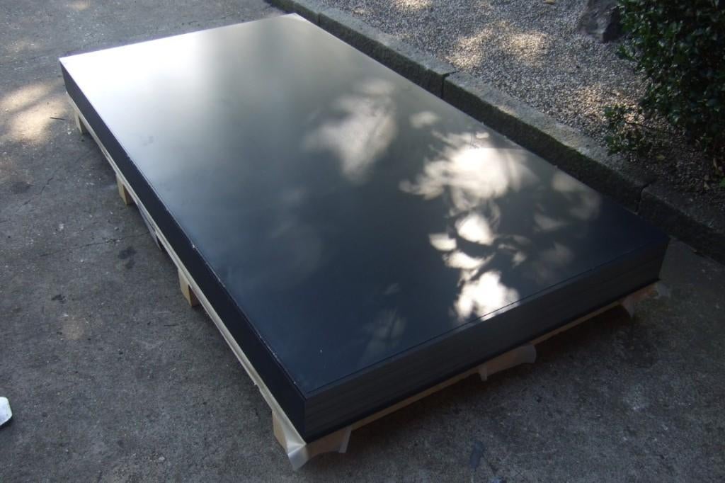 IJzeren plaat gezwart geolied 2000 x 1000 x 1, Ophalen, Nieuw