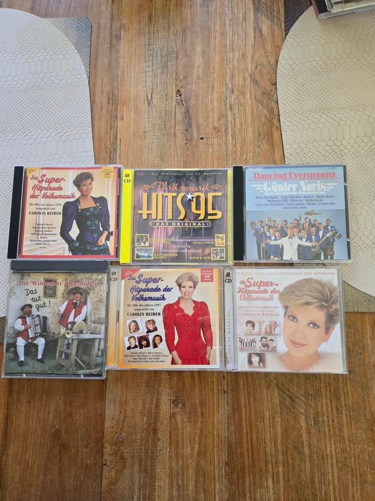 30 CD's + 1 CD Box met Duitse Volksmuziek, Ophalen, Gebruikt, Boxset