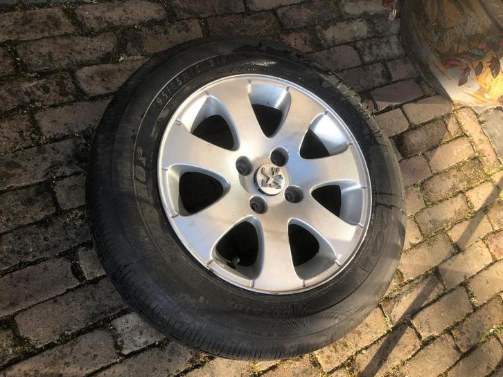 Te koop Originele Peugeot 307 SW velgen 195 65 15, Auto-onderdelen, Banden en Velgen, Banden en Velgen, Zomerbanden, 15 inch, 195 mm