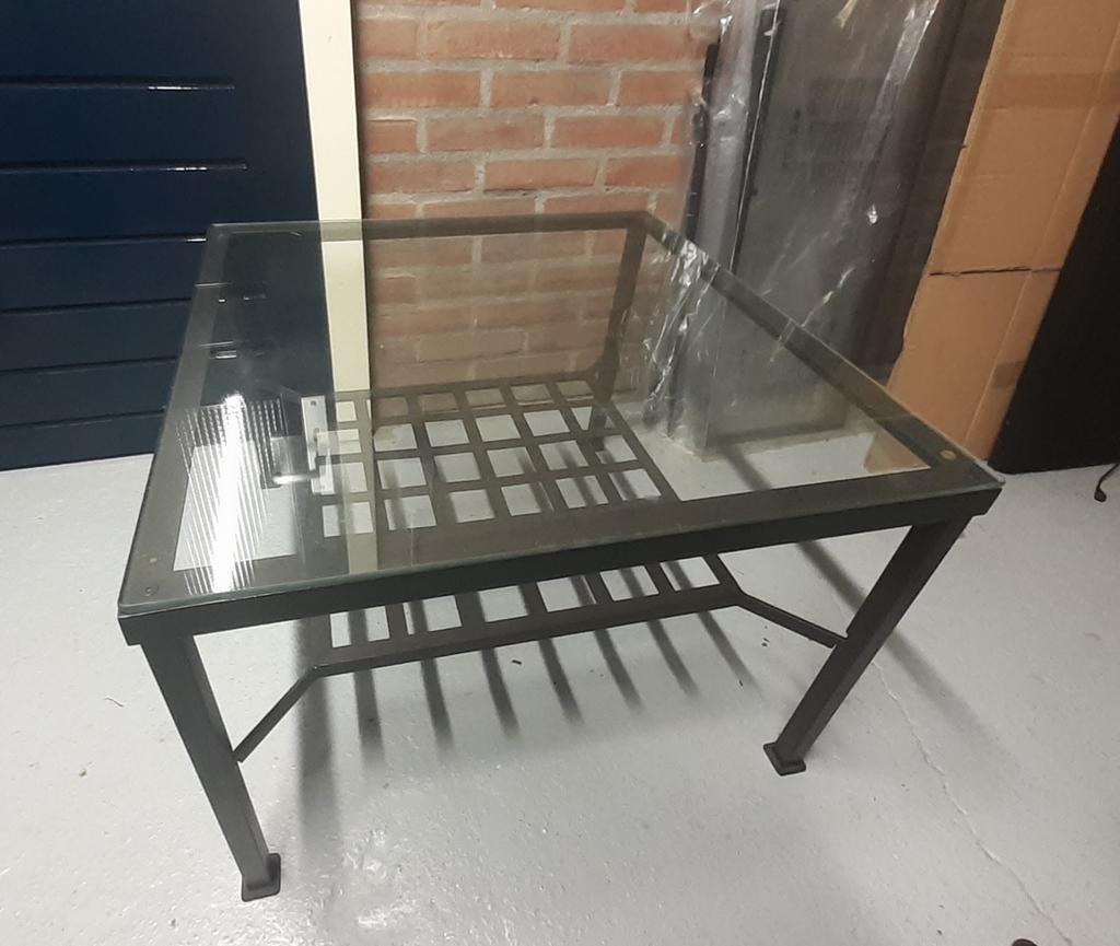 Salontafel/bijzettafel zwart glas, Huis en Inrichting, Tafels | Salontafels, Ophalen