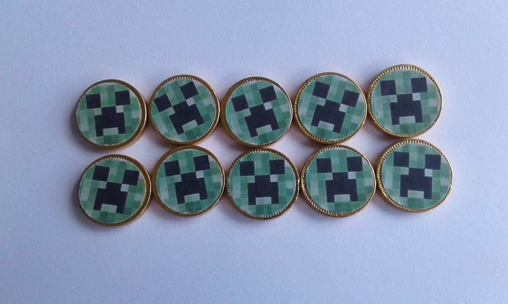 Set van 10 Minecraft traktatie chocolademunten, Ophalen of Verzenden, Nieuw, Versiering, Verjaardag