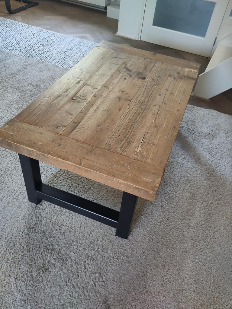 Robuuste Salontafel van Hout en Metaal, Huis en Inrichting, Tafels | Salontafels, Gebruikt, 100 tot 150 cm, Industrieel, Landelijk