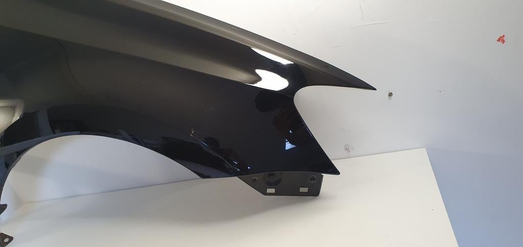 Volkswagen Polo Spatbord rechts zwart lc9z, Auto-onderdelen, Ophalen, Voor, Volkswagen, Spatbord