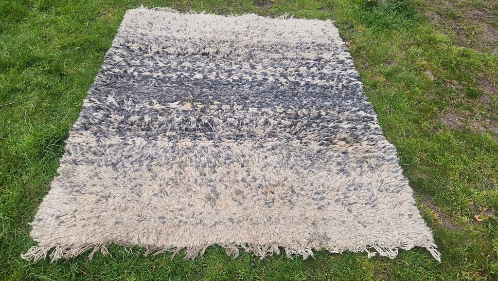 Wollen Berber vloerkleed met gebruikssporen, Ophalen, Gebruikt, 150 tot 200 cm, 150 tot 200 cm