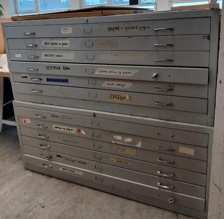 Metalen ladekast voor kunst, Huis en Inrichting, Kasten | Dressoirs, Gebruikt, 100 tot 150 cm, 75 cm of meer, Met lade(s), Metaal