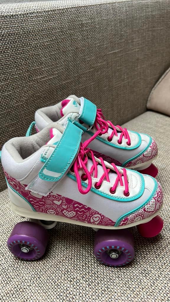 Skeelers rolschaatsen voor meisjes maat 31/32 Nieuw, Kinderen en Baby's, Speelgoed | Buiten | Rolschaatsen, Ophalen of Verzenden