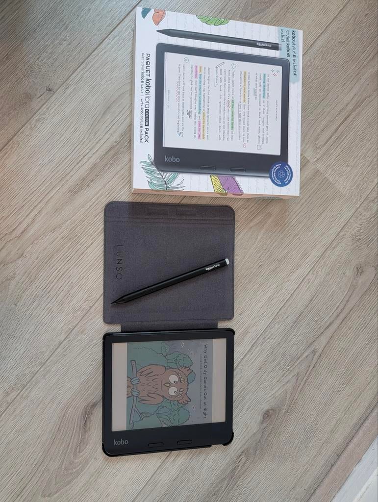 Kobo Libra Colour e-reader met Stylus 2 en lederen hoes, Bluetooth, Kobo, Ophalen of Verzenden, Zo goed als nieuw