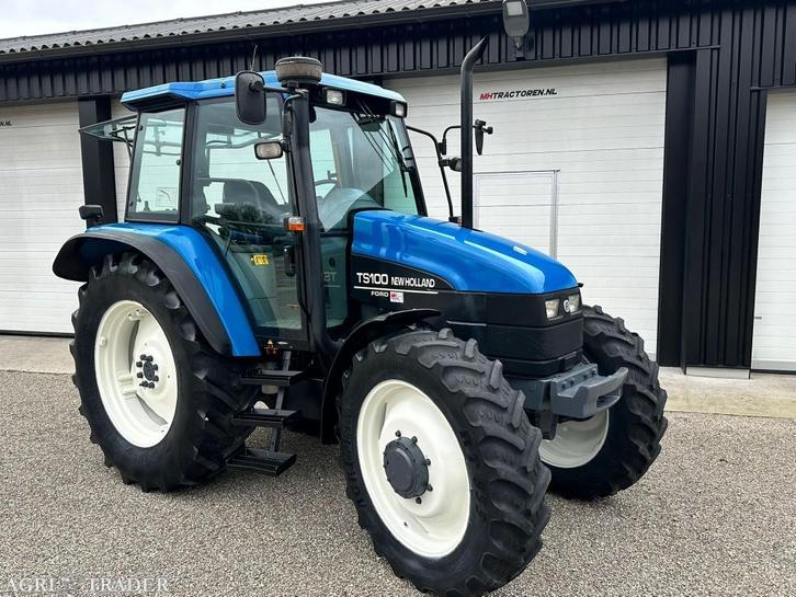 TE KOOP: zeer nette NEW HOLLAND TS100, Zakelijke goederen, Agrarisch | Tractoren, New Holland, 80 tot 120 Pk, Nieuw