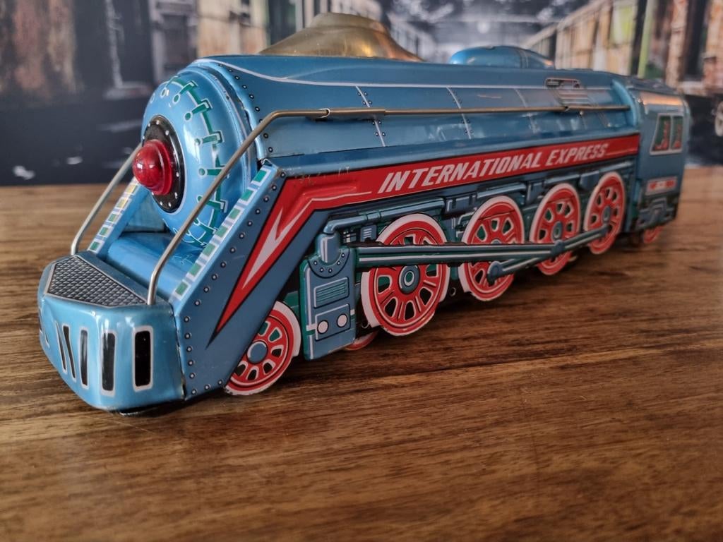 Vintage Blikken Speelgoed Trein - International Express, Verzamelen, Spoorwegen en Tramwegen, Ophalen of Verzenden, Zo goed als nieuw