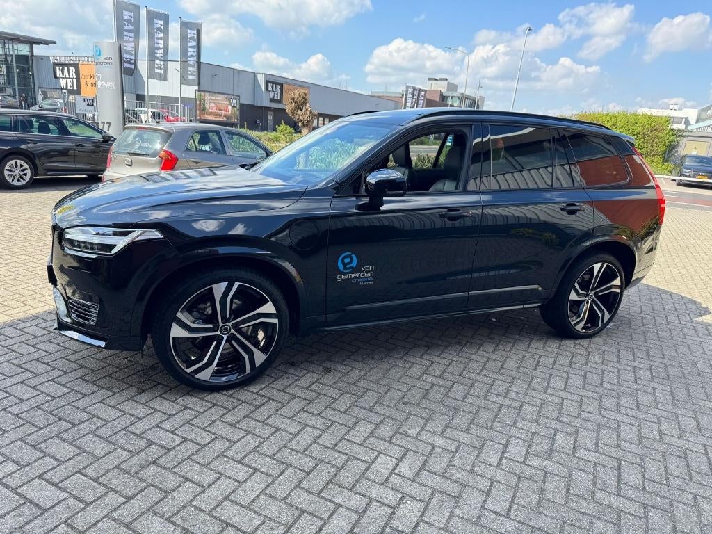 Volvo XC90 T8 Twin Engine AWD Plug-in Hybrid 455pk 7P 2023, Zwart, 4 cilinders, 1969 cc, 7 stoelen