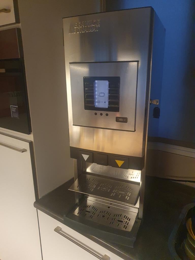 Bravilor Bonamat Koffieautomaat - Professioneel & Compleet, Witgoed en Apparatuur, Koffiezetapparaten, Ophalen, 10 kopjes of meer