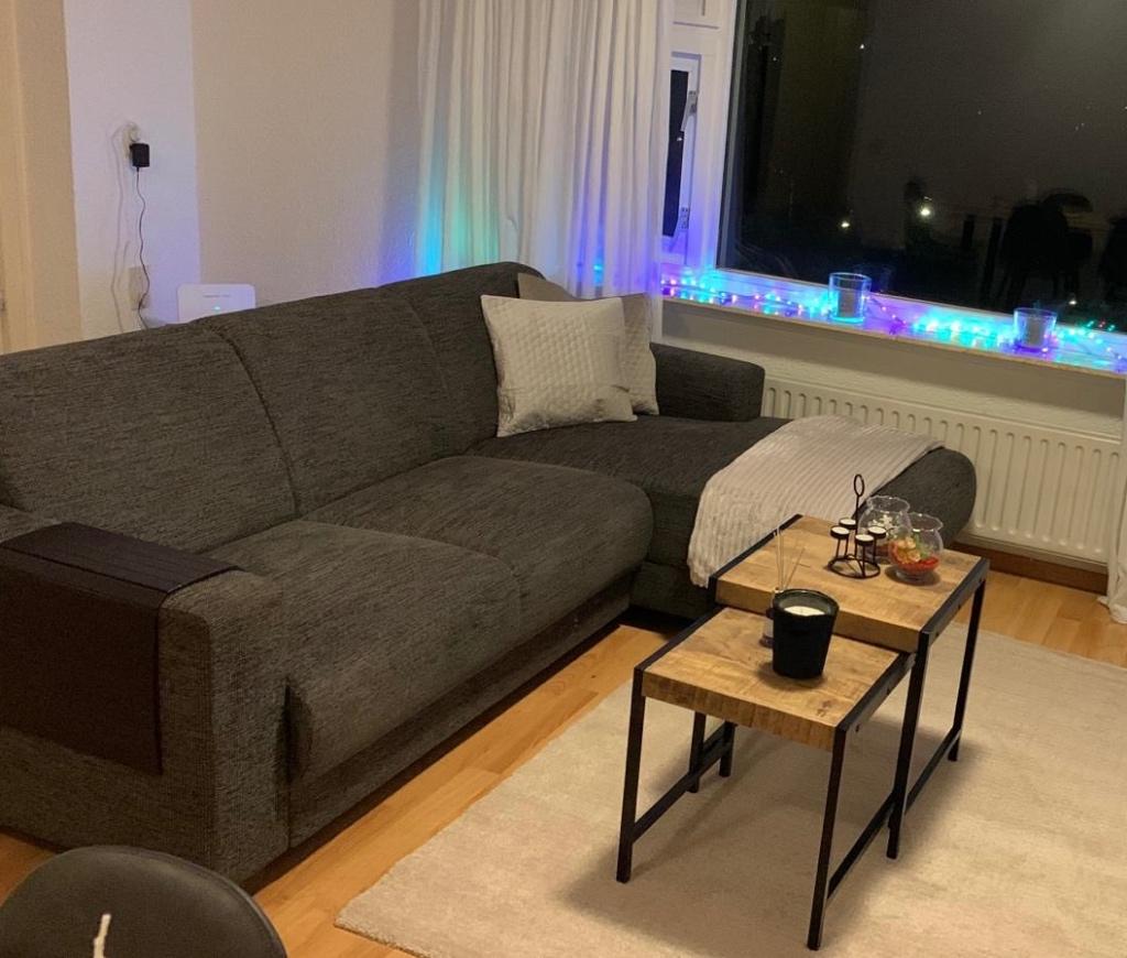 Comfortabele hoekbank - Ideaal voor starter, Ophalen, Gebruikt, Vierpersoons of meer, Hoekbank