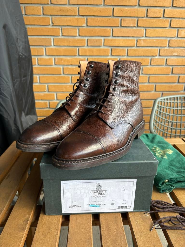 Crockett & Jones Coniston Dark Brown Scotch Grain Boots 9.5, Kleding | Heren, Schoenen, Ophalen of Verzenden, Zo goed als nieuw