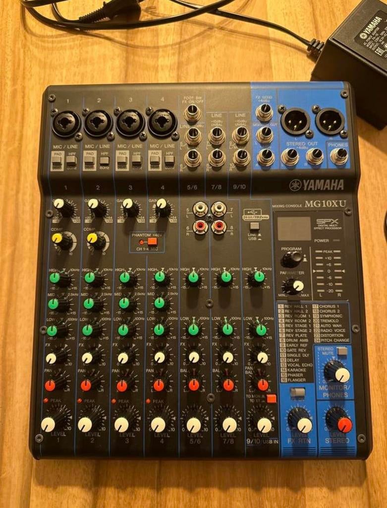 Yamaha MG10XU, Muziek en Instrumenten, Mengpanelen, Zo goed als nieuw, Ophalen
