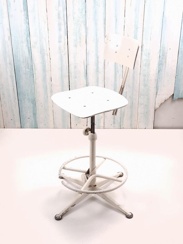 Industriële teken-stoel Friso Kramer, Huis en Inrichting, Ophalen, In hoogte verstelbaar, Gebruikt, Hout