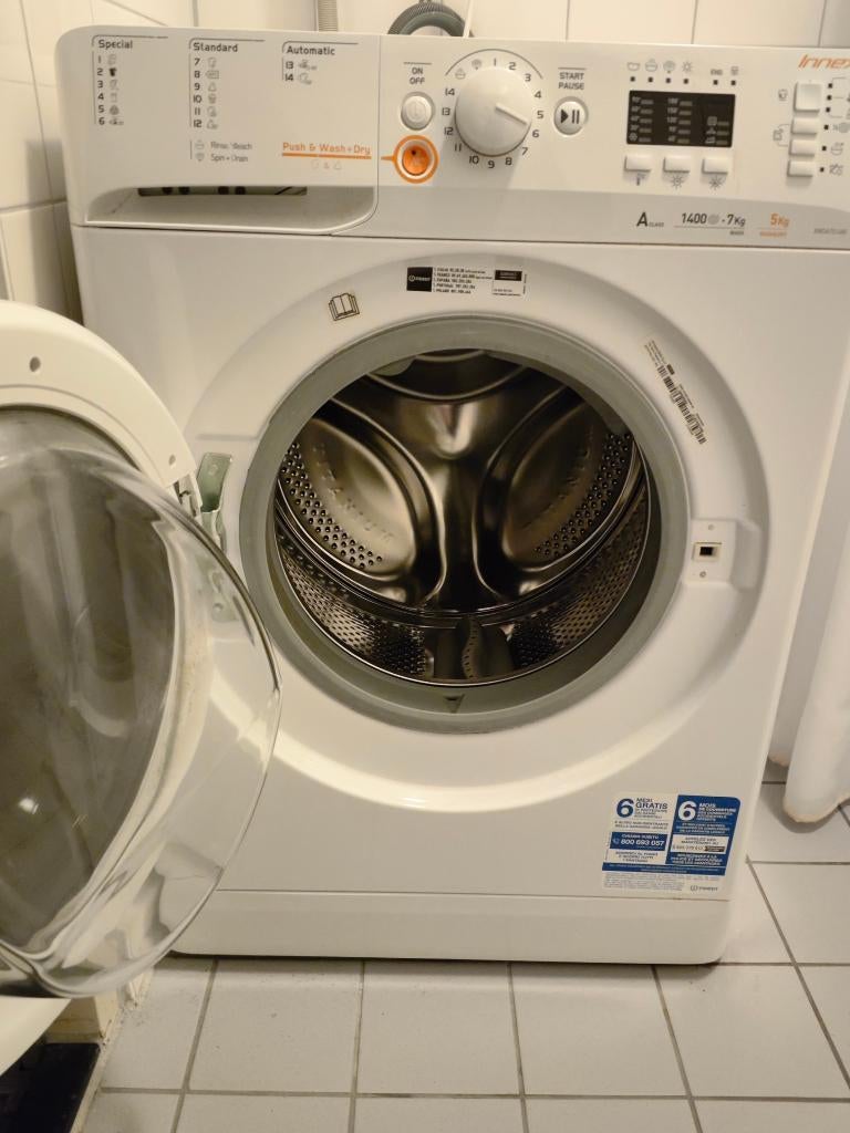 Indesit Innex Washer-dryer combination (7/5kg), Witgoed en Apparatuur, 4 tot 6 kg, Ophalen, 1200 tot 1600 toeren, 85 tot 90 cm